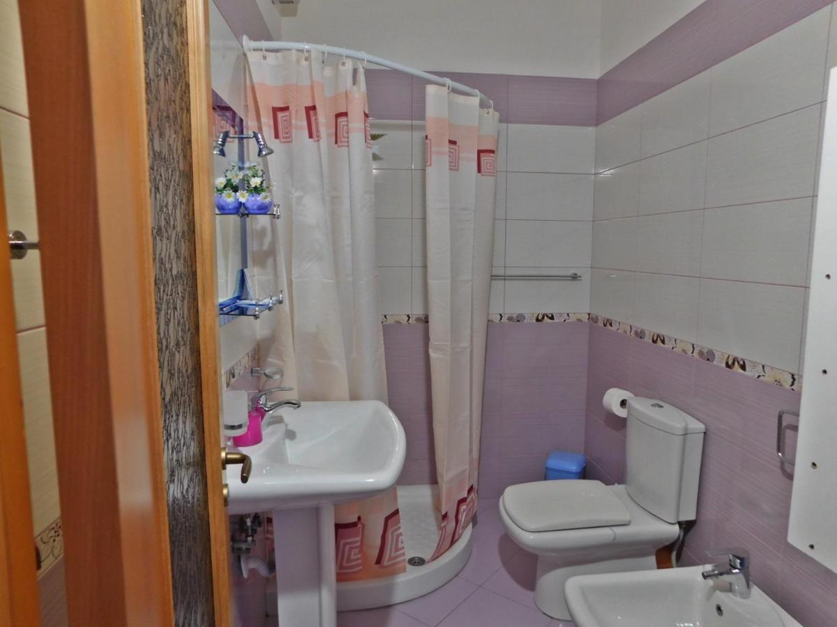 Comfy Apartament Apartament Wlora